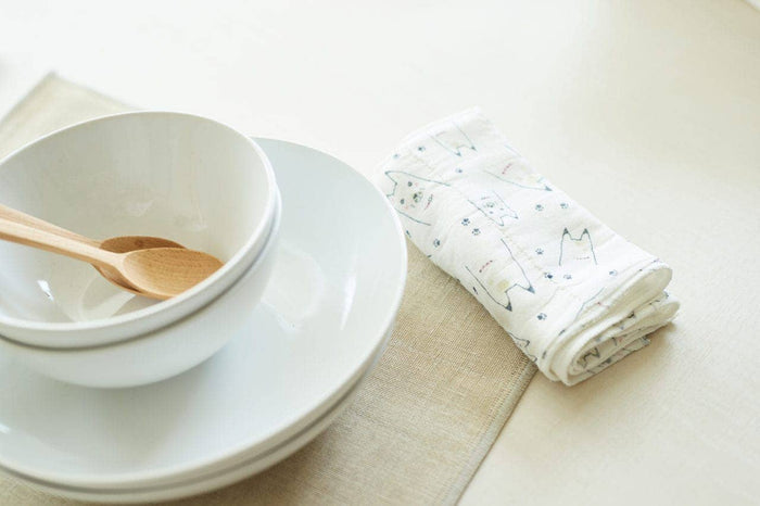 Nawrap Printed Tea Towel: Roses