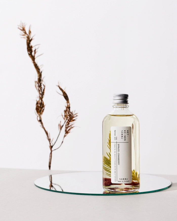 Spruce & Cranberry Oil | Nordic Skin Scent