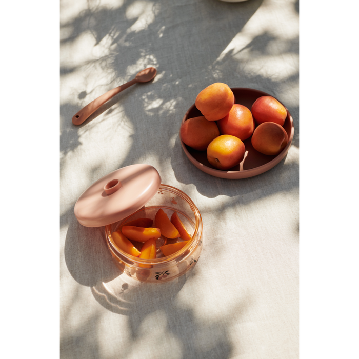 Liewood - Baby Food Boxes - Dominique - Tritan - Pack Of 2 - Peach/Sea Shell - Lifestyle Cut 2