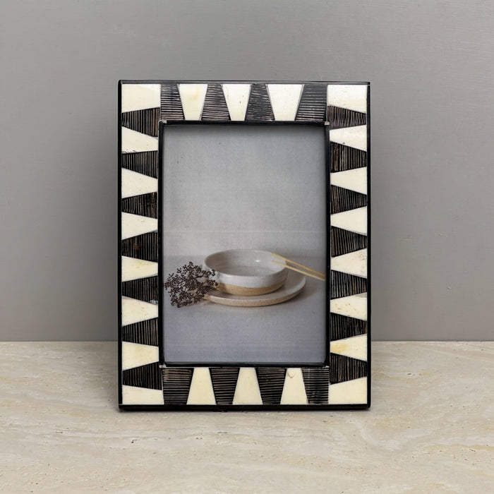 Black Fish Horn & Bone Photo Frame 5x7