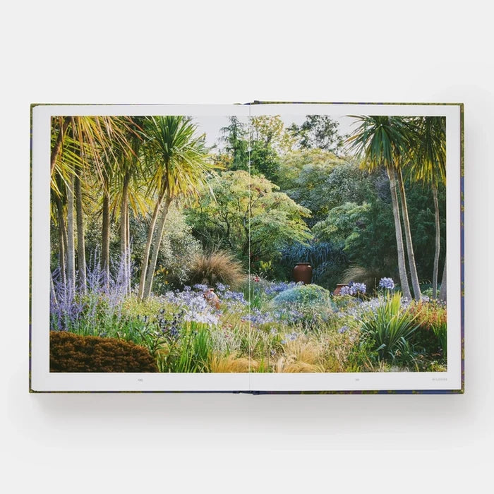 Book, The English Gardener's Garden