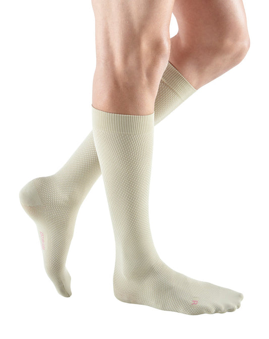 Mediven for Men Select Knee High 30-40mmHg - Compression Level: Extra Firm 30-40 MmHg - Male - Knee