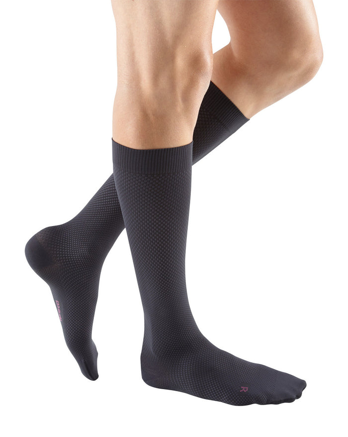 Mediven for Men Select Knee High 30-40mmHg - Compression Level: Extra Firm 30-40 MmHg - Male - Knee