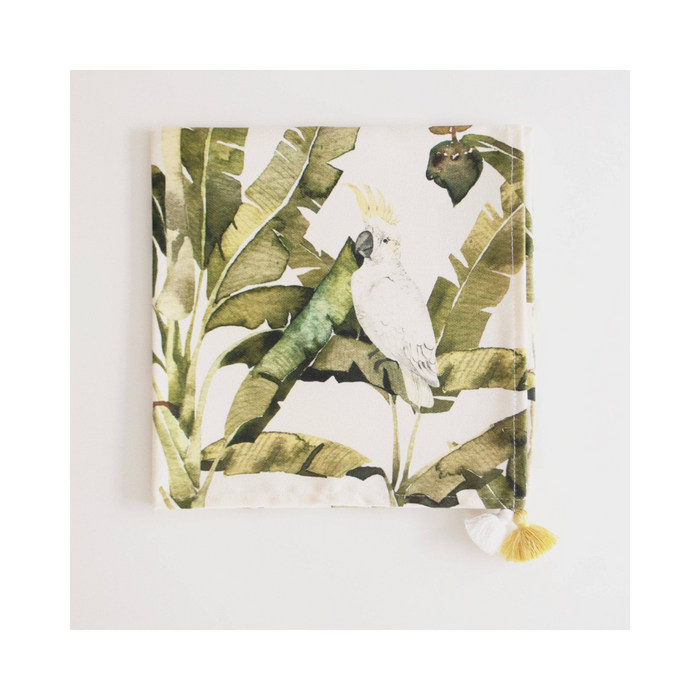 Amazonas napkins, set of 4, featuring a bold and artistic pattern, folded on a table
