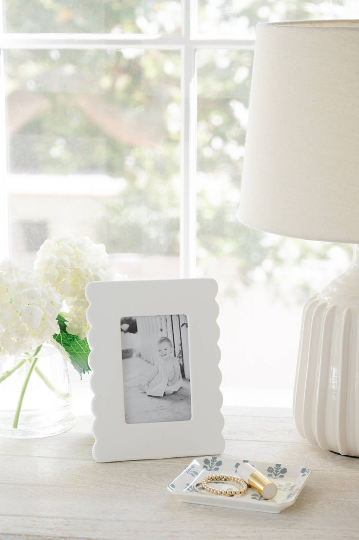 Picture Frame-Scallop