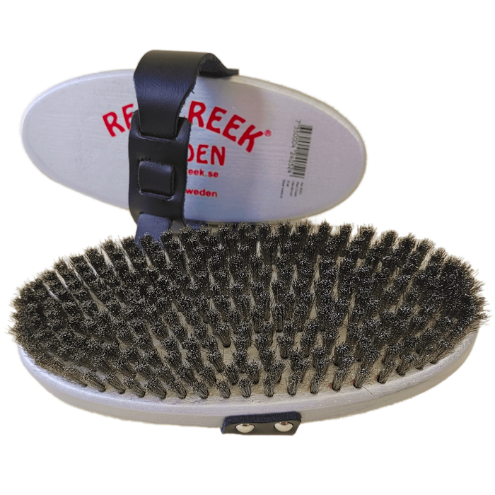 A product picture of the Red Creek Medium Curled Steel Racing Silver Oval Hand Brush