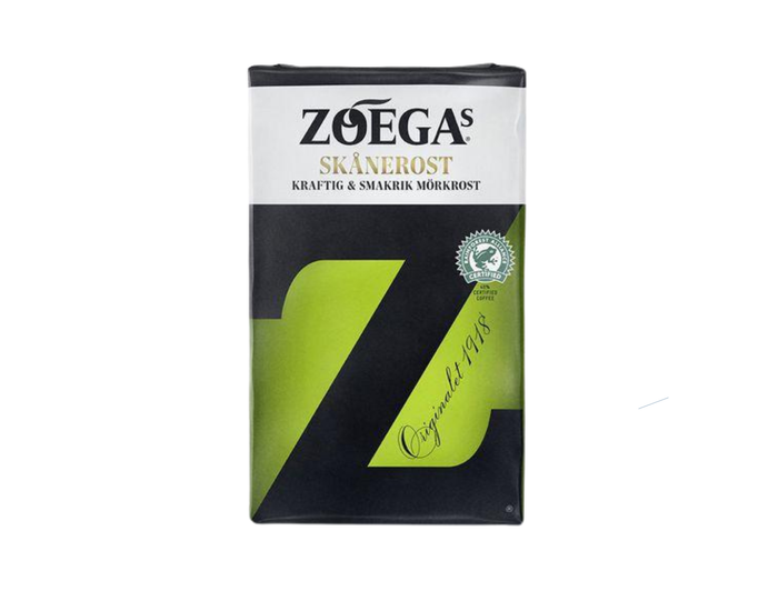 Zoégas Skånerost ground coffee 450g in dark packaging – full-bodied and characterful Swedish dark roast coffee, included in the Swedish Coffee Taste Box Medium from Swedish Cravings