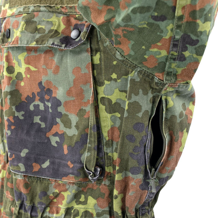 Vintage German Army Flecktarn Camo Parka – Hooded, 6-Pocket, 80/20 Cotton/Polyester